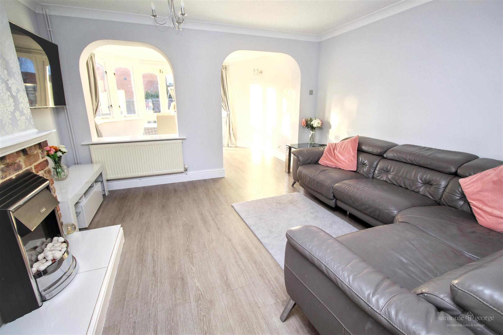Kemerton Close, Calcot, Reading